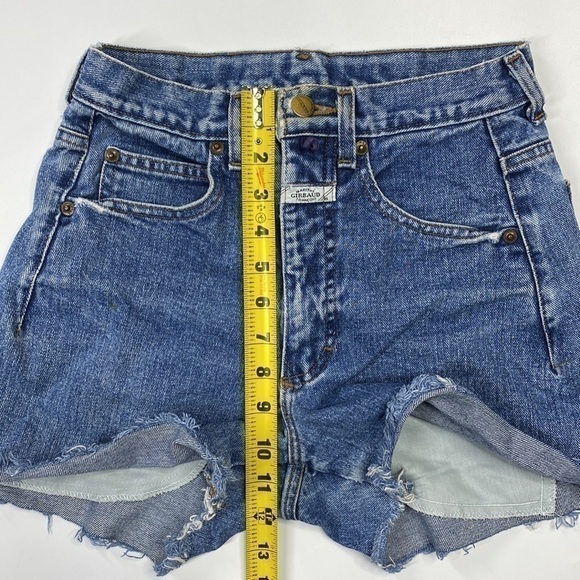 Marithe Francois Girbaud Hi-Rise Raw Hem Denim Shorts Size 7/8 - Picture 5 of 14